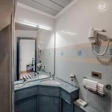 Hotel Hotiday Collection - Le Grazie 3*