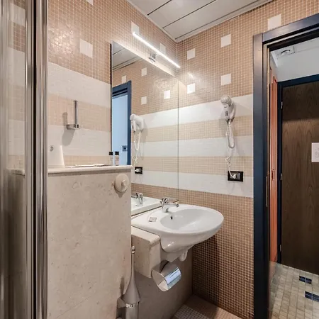 Hotiday Le Grazie Hotel 3*