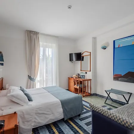 Hotel Hotiday Collection - Le Grazie 3*